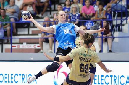 CSM Bucureşti, prima finalistă a Supercupa României, după victoria cu Minaur Baia Mare