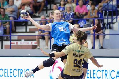 CSM Bucureşti a obţinut treia victorie în Liga Naţională