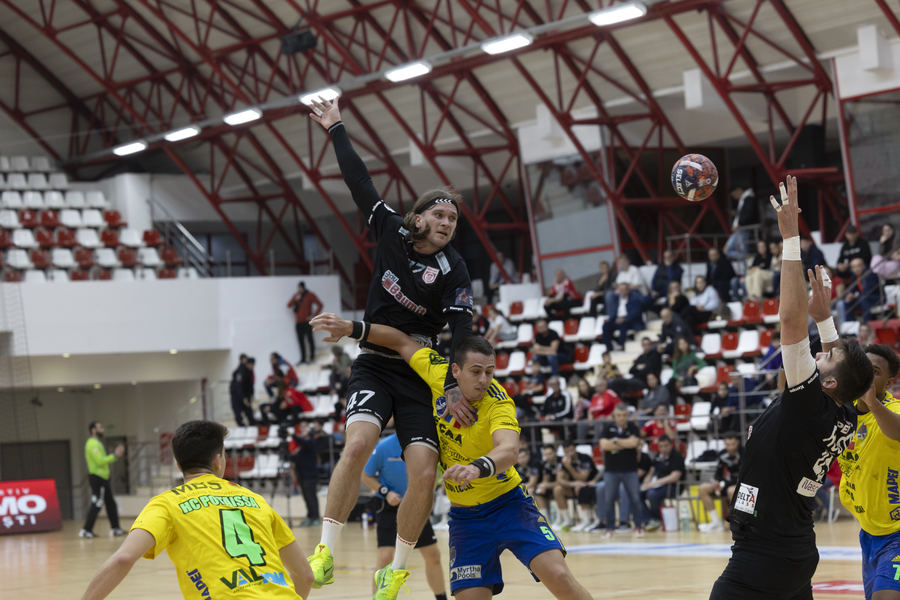 Campioana Dinamo Bucureşti, eşec în deplasare cu vicecampioana Potaissa Turda, în Liga Naţională