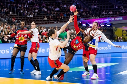 VIDEO | Serbia, victorie surpriză cu Spania în primul meci din grupele principale ale CM de handbal feminin