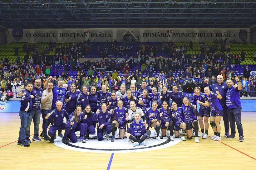 Handbal feminin: Dunărea Brăila anunţă despărţirea de Jan Leslie. Cine preia funcţia de antrenor principal