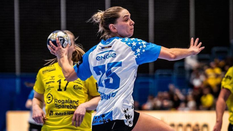 CSM Bucureşti termină anul cu un succes zdrobitor în detrimentul celor de la HC Zalău