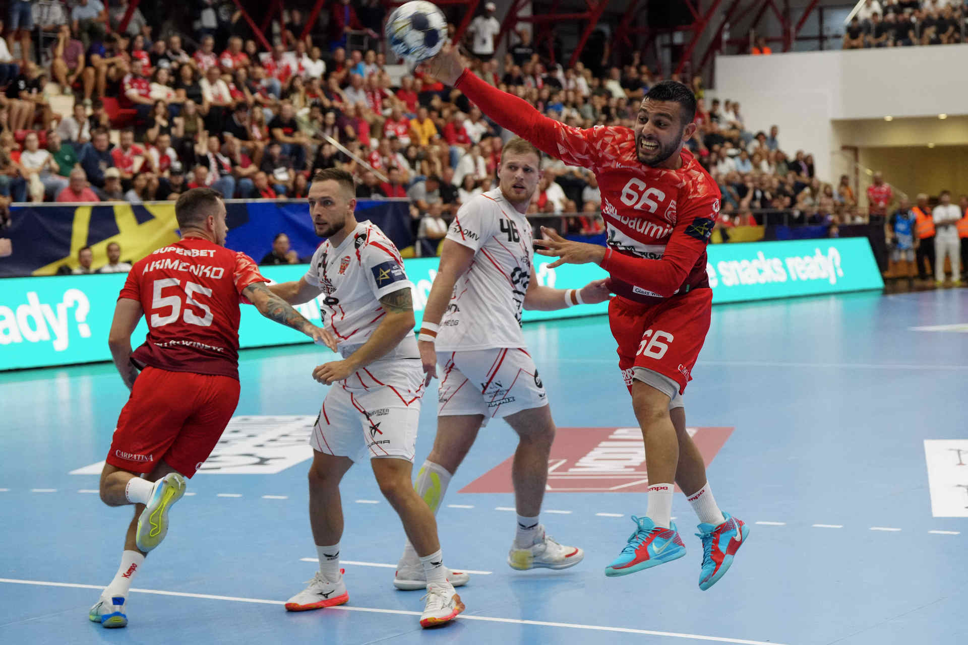 VIDEO | Veszprem - Dinamo 35-28. Maghiarii nu au avut emoţii