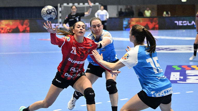 Gloria Bistriţa trece în prelungiri de CSM Bucureşti şi s-a calificat în finale Supercupei!