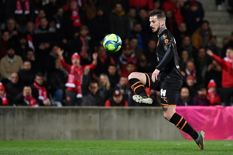 VIDEO | Nimes - Olympique de Marseille 2-3. Dario Benedetto a reuşit un hat-trick şi le-a asigurat victoria oaspeţilor