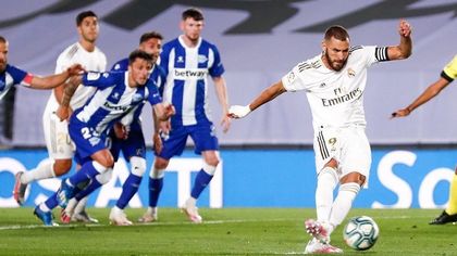 Real Madrid - Alaves 2-0. Eternul Benzema şi VAR-ul, atuurile liderului din La Liga