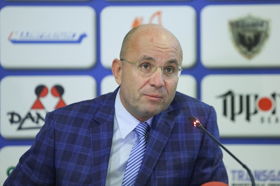 EXCLUSIV | Cozmin Guşă şi poveştile din spatele lui FC Naţional şi Poli AEK Timişoara: "Am vrut să duc echipa la Cluj, dar au fost blegi"