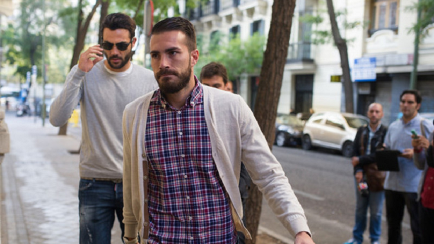 //i0.1616.ro/media/581/3142/38127/20989740/1/tw-xavi-torres.png