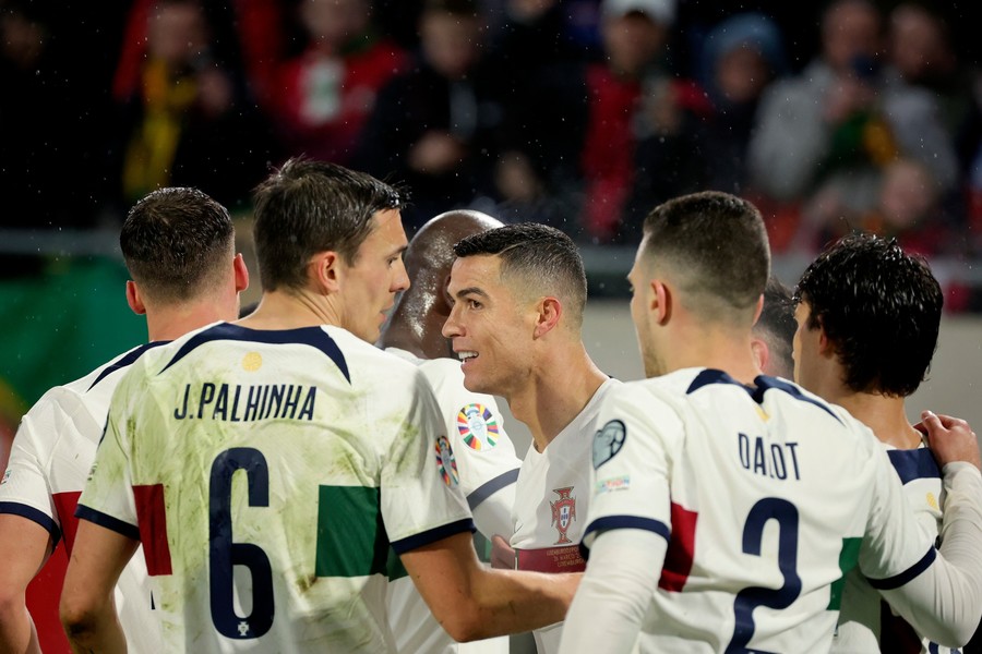 VIDEO ǀ Preliminarii EURO 2024: Luxemburg – Portugalia 0-6. Ronaldo a marcat o dublă. Anglia – Ucraina 2-0. VEZI AICI rezultatele complete înregistrate duminică