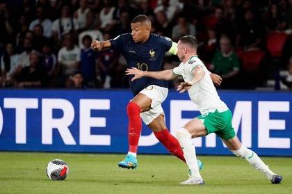VIDEO | Franţa - Irlanda 2-0, gol superb marcat de Tchouameni! Serbia - Ungaria 1-2 şi Olanda - Grecia 3-0. Golul serii a venit din partida Cehia - Albania 