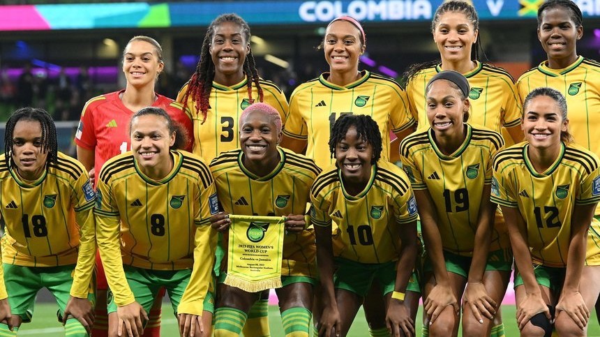 //i0.1616.ro/media/581/3142/38127/21356044/1/tw-reggae-girlz.jpg