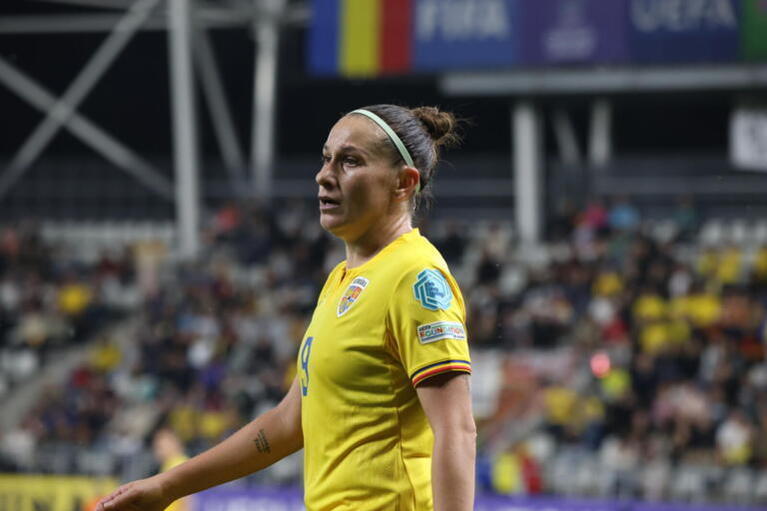 Laura Rus şi-a anunţat retragerea din echipa naţională a României