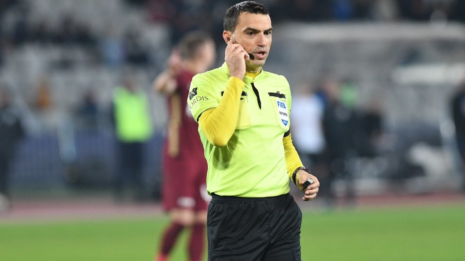 Brigada de arbitri care conduce ”U” Cluj - FC Hermannstadt