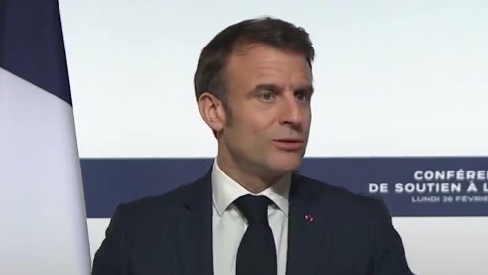 Emmanuel Macron va juca miercuri un meci de fotbal în scop caritabil