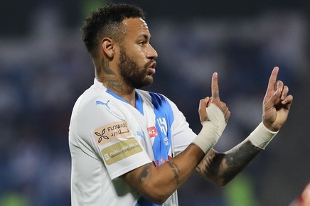 Neymar a revenit la antrenamentele lui Al-Hilal după aproape un an