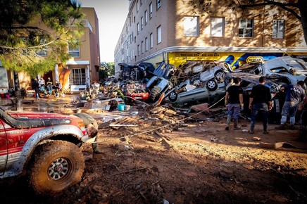 Valencia a cerut amânarea meciului din Cupa Spaniei, din cauza inundaţiilor. „Fotbalul a trecut în plan secund”