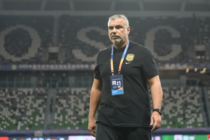 Cosmin Olăroiu, ofertat de o echipă din Champions League