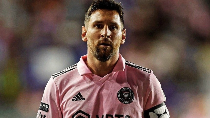 //i0.1616.ro/media/581/3142/38127/21937091/1/messi-tw-3.jpg