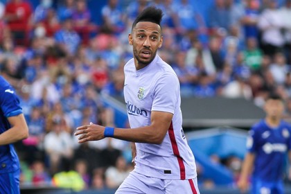 Pierre-Emerick Aubameyang, cel mai mare fotbalist din Gabon, a reacţionat după moartea lui Boupendza