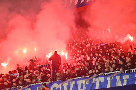 Peste 160 de suporteri au fost arestaţi cu ocazia derbiului Hajduk Split şi Dinamo Zagreb

