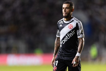 Focuri în timpul unui interviu acordat de Philippe Coutinho | VIDEO 

