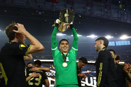 Naţionala Mexicului a învins SUA şi a câştigat Gold Cup pentru a zecea oară