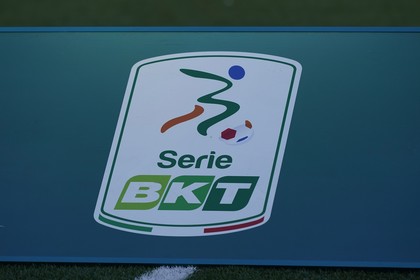 O reducere automată a salariilor introdusă pentru cluburile retrogradate din Serie A în Serie B