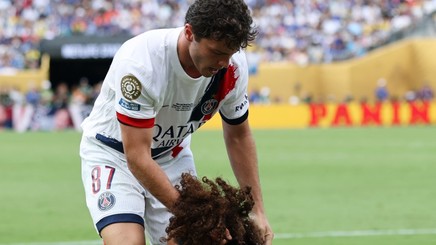 După ce l-a tras de păr pe Marc Cucurella, Joao Neves este suspendat pentru Supercupa Europei