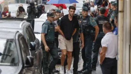Rafa Mir, fostă mare speranţă a fotbalului spaniol, a fost pus sub acuzare pentru viol