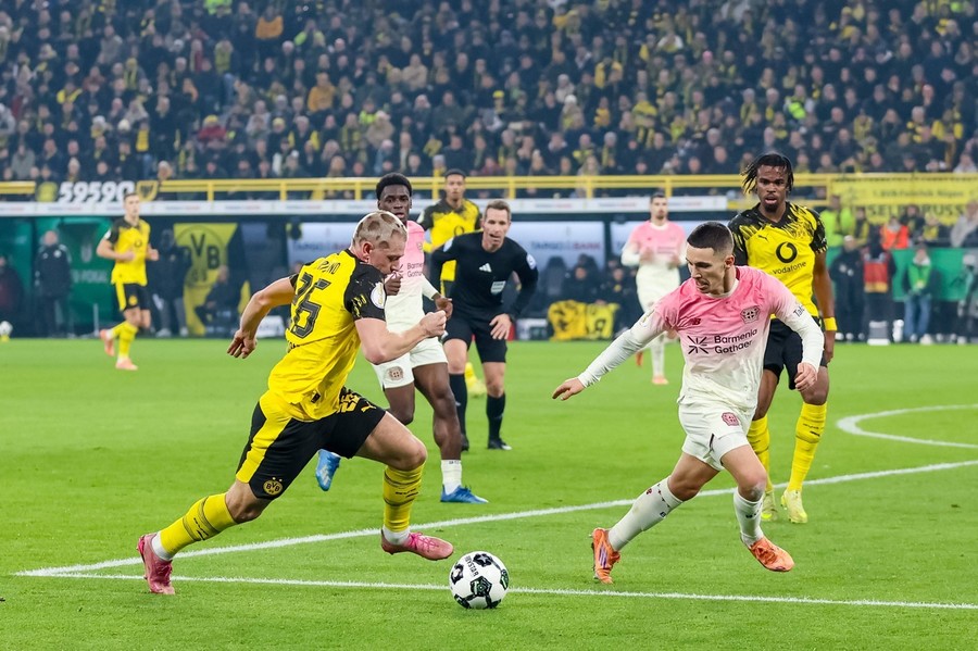 Bayer Leverkusen a câştigat super duelul cu Borussia Dortmund din optimile Cupei Germaniei
