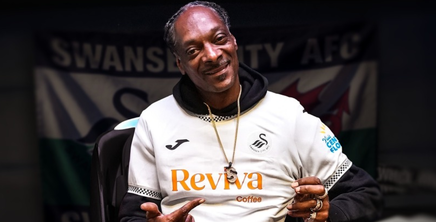 Snoop Dogg va asista pentru prima dată la un meci al echipei Swansea