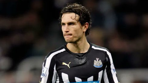 ”Eram la pământ”. Fostul jucător al echipei Newcastle şi al naţionalei Olandei, Daryl Janmaat, povesteşte despre dependenţa sa de cocaină