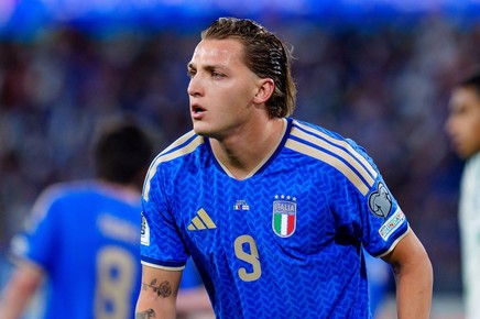 Atacantul italian Mateo Retegui va fi indisponibil pentru restul sezonului din cauza unei accidentări la picior