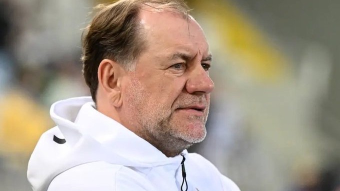 Vladimir Weiss este noul selecţioner al naţionalei Slovaciei
