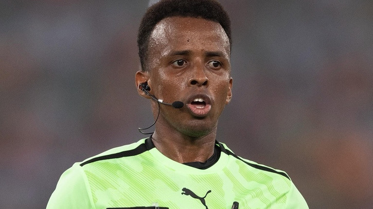Privat de Cupa Mondială, arbitrul somalez Omar Artan va arbitra un meci important din Europa
