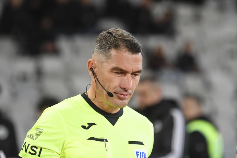 Istvan Kovacs îl va arbitra pe Messi. Ironia lui Bogdan Cosmescu: ”A făcut zeci de meciuri praf, ce noroc are în viaţă!” | VIDEO EXCLUSIV