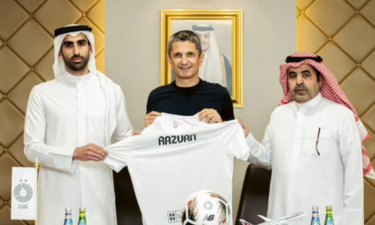 Răzvan Lucescu, prezentat oficial de Al-Sadd! Va avea un salariu uriaş