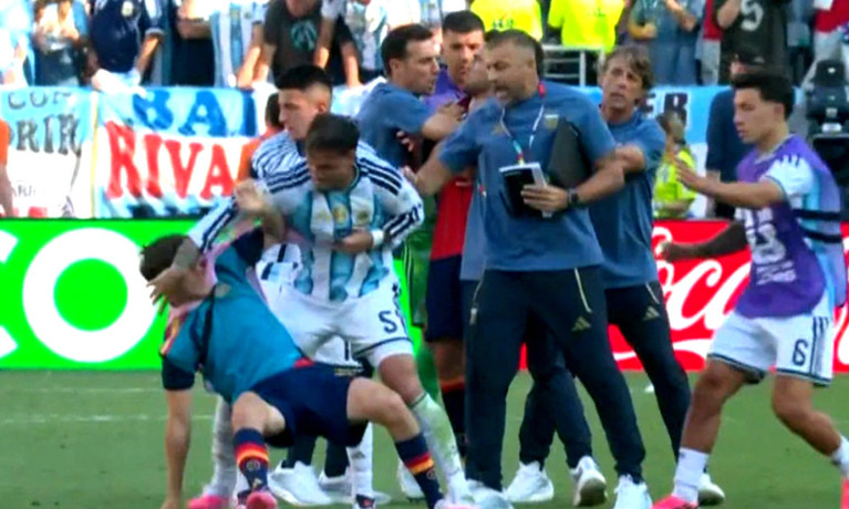 Cupa Mondială: ce riscă Argentina după ce FIFA a deschis o procedură privind incidentele din timpul finalei cu Spania