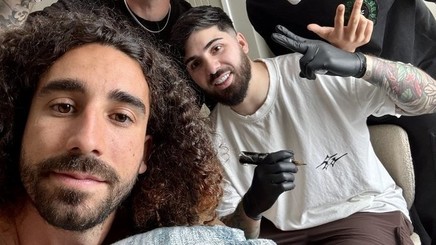 Tatuajul cu chipul lui Luis de la Fuente! Cucurella îşi respectă promisiunea făcută înainte de Cupa Mondială

