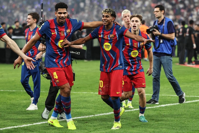 Lumea fotbalului, luată prin surprindere în miez de noapte! Barcelona şi Liverpool au ajuns la un acord la care nimeni nu se aştepta