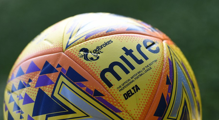 Fără suporterii oaspeţilor la derby-urile Celtic vs Rangers din acest sezon