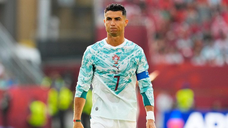 Jorge Jesus şi preşedintele federaţiei portugheze au încercat fără succes la aeroportul din Copenhaga să-l convingă pe Ronaldo să nu părăsească lotul Portugaliei