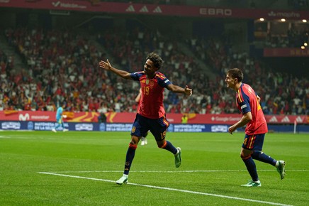 „Este pe cale să devină un jucător legendar”: De la Fuente îl laudă pe Yamal, după încă o prestaţie foarte bună a fotbalistului de la FC Barcelona