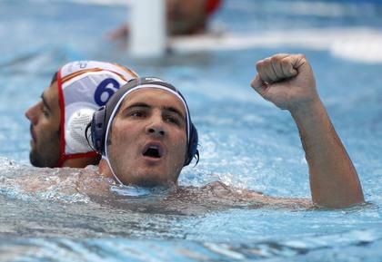 Poloistul Cosmin Radu şi-a încheiat cariera de 25 de ani cu titlul în Croaţia, câştigat cu golul său decisiv