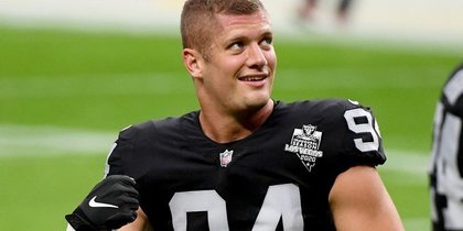 Carl Nassib, primul jucător de fotbal american din NFL care recunoaşte că este homosexual
