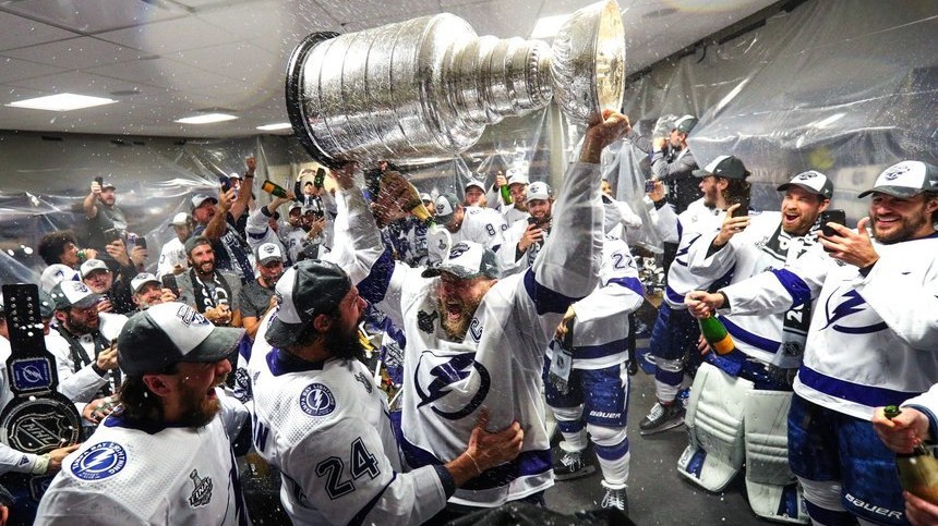 Tampa Bay Lightning s-a calificat în finala NHL