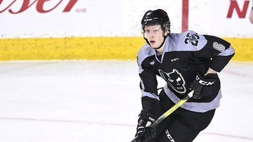 Luke Prokop, primul hocheist din NHL care recunoaşte că este homosexual