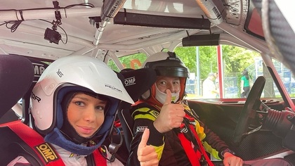Prezentatoarea Prima TV Maria Iordănescu a fost copilot în etapa de la Sinaia a Campionatului de Viteză în Coastă
