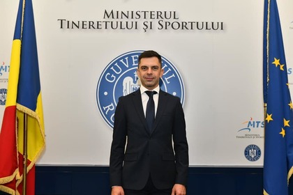 Ministrul Sportului, Eduard Novak, s-a înscris în UDMR. Reacţii vehemente pe pagina de Facebook a campionului paralimpic