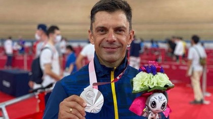 Eduard Novak, felicitat de premierul României şi de Ana-Maria Brânză pentru medalia de argint cucerită la Jocurile Paralimpice de la Tokyo